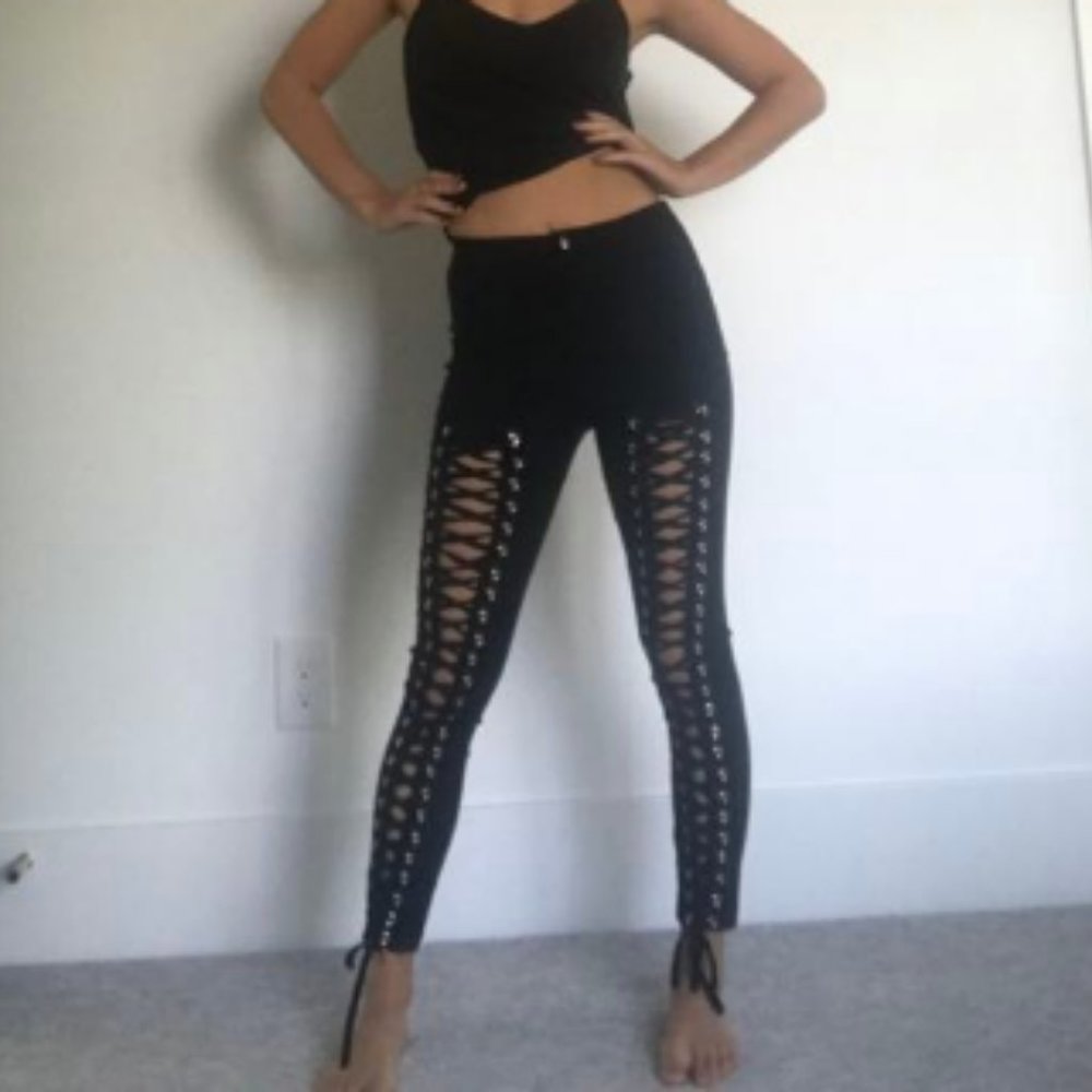 Awesome Tie up pants! So Chic. Total rockstar!